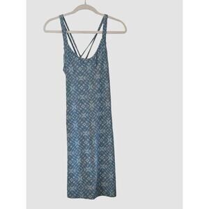 Title Nine Yes Dress Medium Built In Bra Blue Geometric Athletic Travel Dress